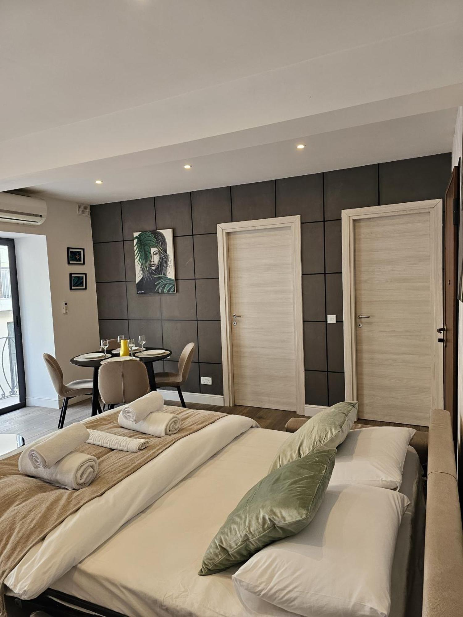 Korzo Suites Sliema III Εξωτερικό φωτογραφία